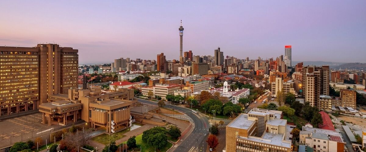 Cleveland is an established suburb in east Johannesburg, situated between the Johannesburg CBD and Germiston.