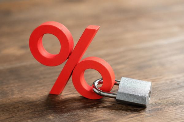 Fixed vs variable interest rate South Africa 2026